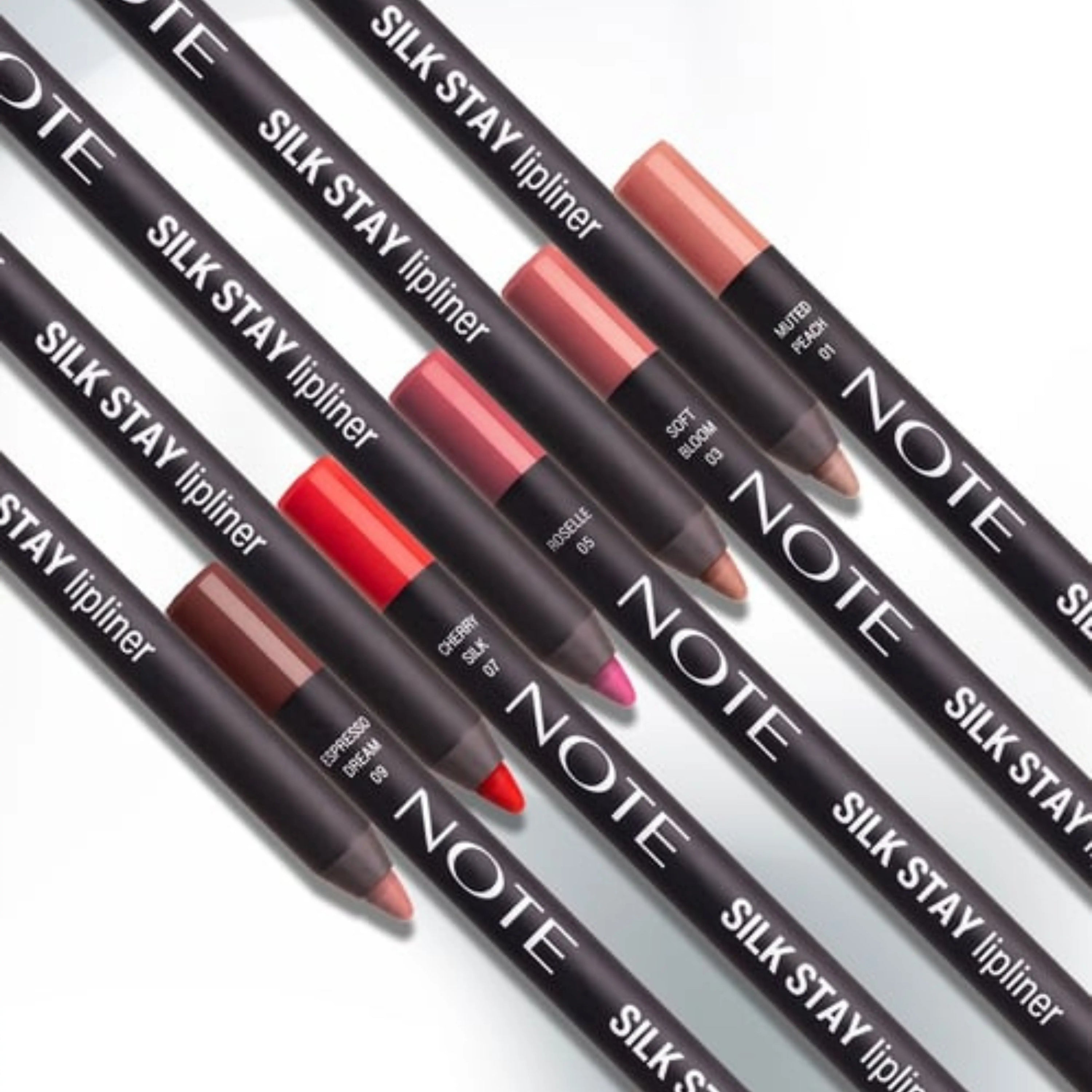 NOTE SILK STAY LIPLINER